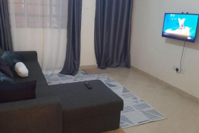 Cozy, 1 BR apt, Kitisuru, Kirawa Rd